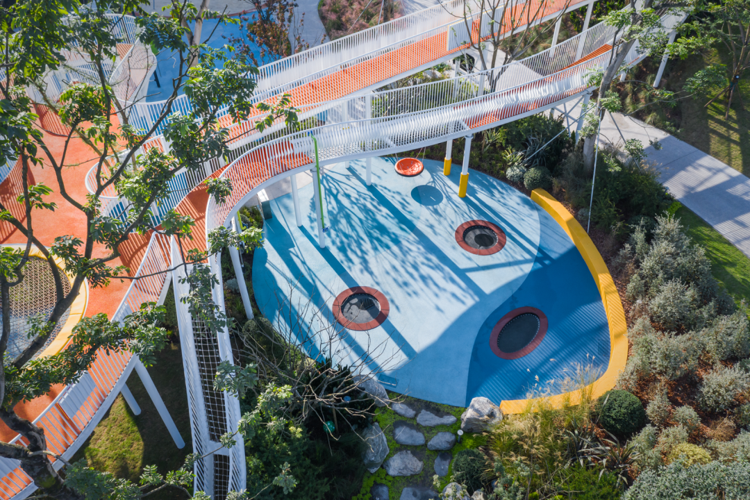 不锈钢滑梯组合廊桥连廊 (3)